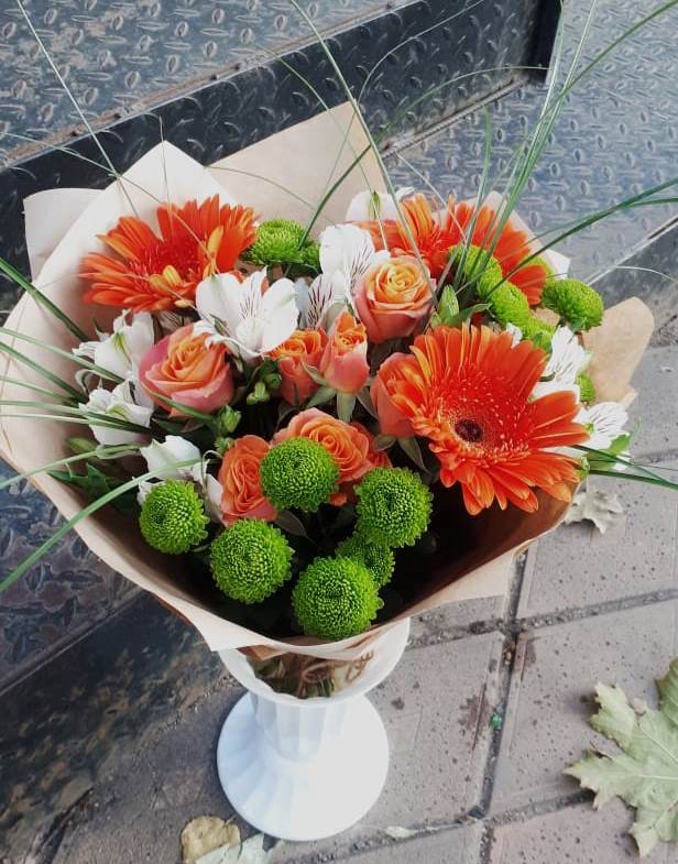 Букет цветов из: Герберы, Хризантемы, Альстромерии и Розы в Игарке