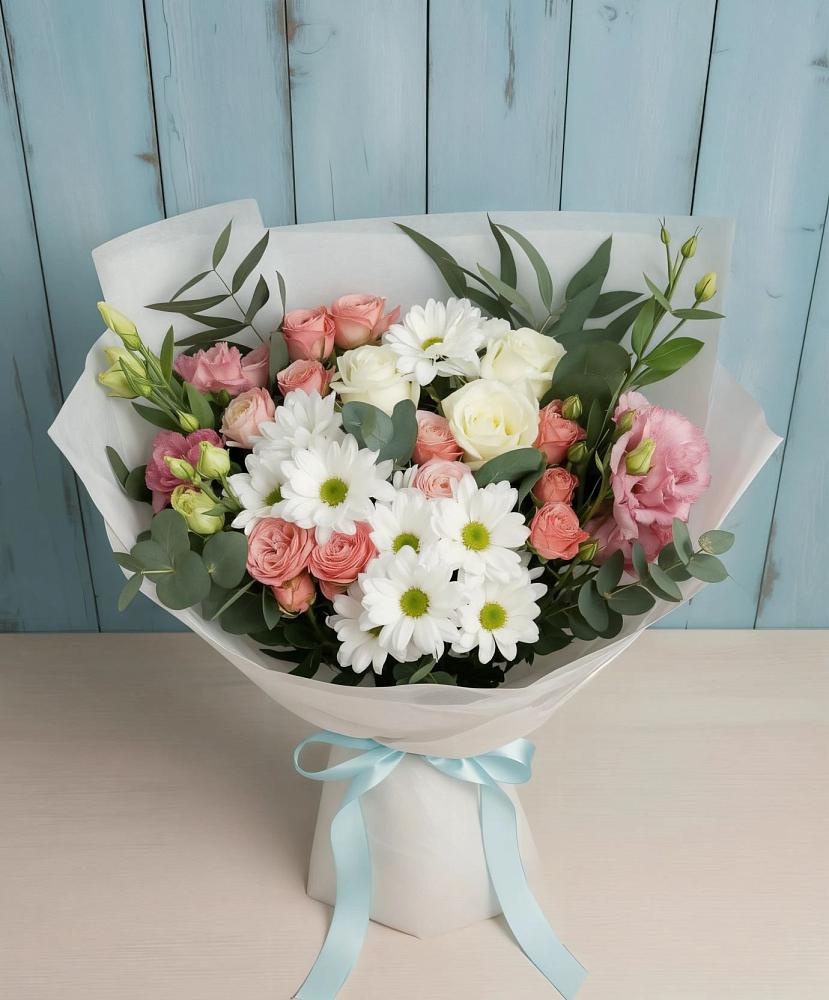 Букет цветов из: Розы, Лизиантусы и Хризантемы в Игарке