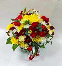 Цветочная композиция из Хризантемы и Розы в корзине в Игарке