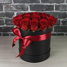 Цветочная композиция из Розы в шляпной коробке #REPLACE_PRED# Игарке